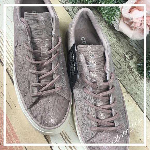 ⭐️CONVERSE | Metallic Platform Sneakers NEW - Picture 5 of 8